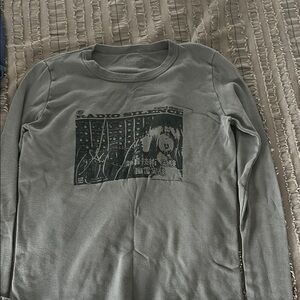 Gray Graphic Long Sleeve Shirt